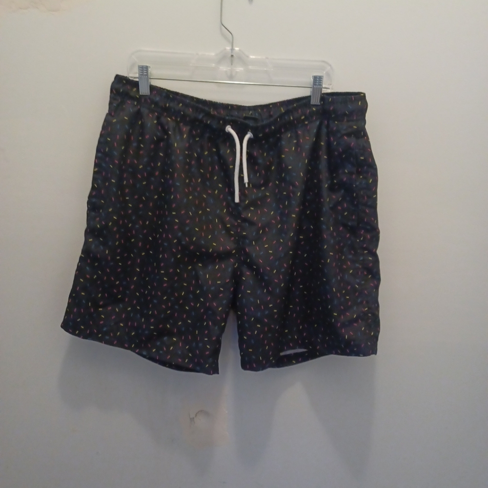 City Streets Mens XL Swimming Trunks Black With Multi Color Netting Inside...